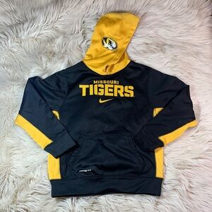Nike Black and Yellow Missouri Tigers youth Hoodie